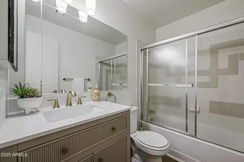 Bath - 2929 E Broadway Rd #44, Mesa, AZ 85204 photo 2 of 2