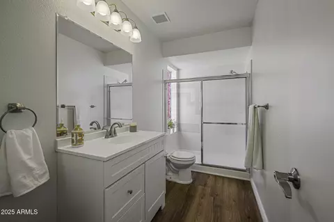 Bath - 2929 E Broadway Rd #44, Mesa, AZ 85204 photo 1 of 2