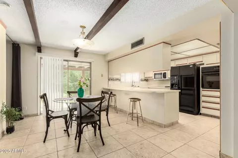 Dining - 6281 W Wolf St, Phoenix, AZ 85033 photo 2 of 2