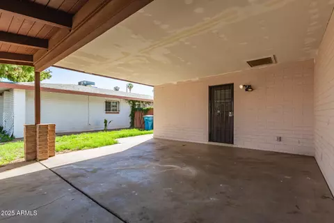 Exterior - 6281 W Wolf St, Phoenix, AZ 85033 photo 2 of 5