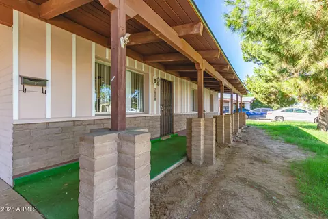 Exterior - 6281 W Wolf St, Phoenix, AZ 85033 photo 1 of 5