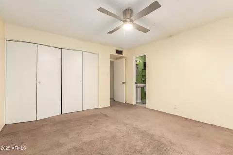Bedroom - 6281 W Wolf St, Phoenix, AZ 85033 photo 2 of 5