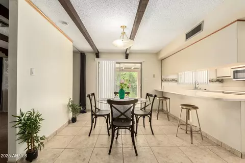 Dining - 6281 W Wolf St, Phoenix, AZ 85033 photo 1 of 2