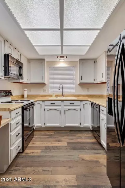 Kitchen - 7129 E Broadway Rd #71, Mesa, AZ 85208 photo 1 of 2