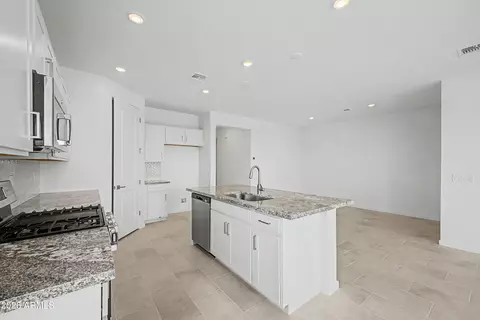 15567 W Hackamore Dr, Surprise, AZ 85387 photo 30
