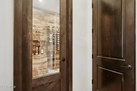 Entry Way - 1510 E Cloud Rd, Phoenix, AZ 85086 photo 3 of 4