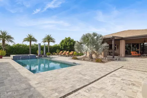 Exterior - 1510 E Cloud Rd, Phoenix, AZ 85086 photo 10 of 28