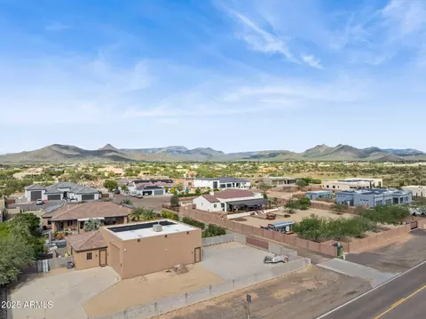 View/Area - 1510 E Cloud Rd, Phoenix, AZ 85086 photo 3 of 3