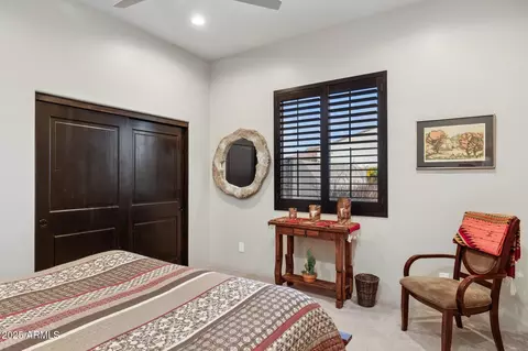 Bedroom - 1510 E Cloud Rd, Phoenix, AZ 85086 photo 5 of 11