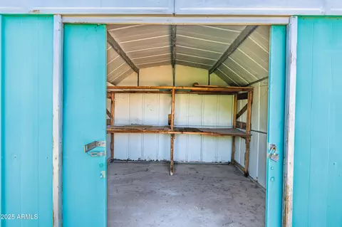 2910 N 60th Dr, Phoenix, AZ 85033 photo 29