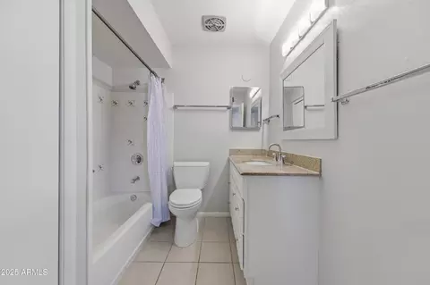 2910 N 60th Dr, Phoenix, AZ 85033 photo 20