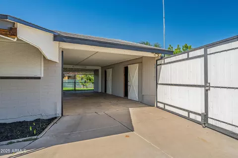 2910 N 60th Dr, Phoenix, AZ 85033 photo 38
