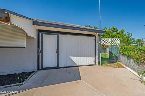 2910 N 60th Dr, Phoenix, AZ 85033 photo 37