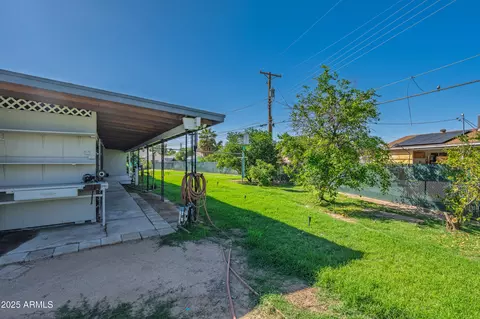 2910 N 60th Dr, Phoenix, AZ 85033 photo 33