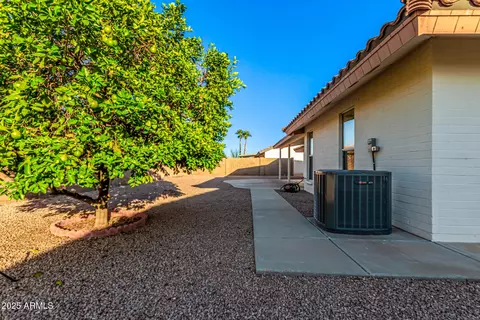 Exterior - 11548 E Kiva Ave, Mesa, AZ 85209 photo 7 of 8