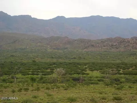 8 NW Highway 62 Date Creek Rd NW #A, Congress, AZ 85332