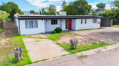 1517 Cochise Dr, Douglas, AZ 85607 photo 2