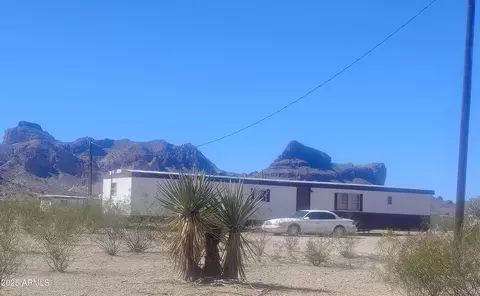 2549 S Hopi Rd #3, Golden Valley, AZ 86413