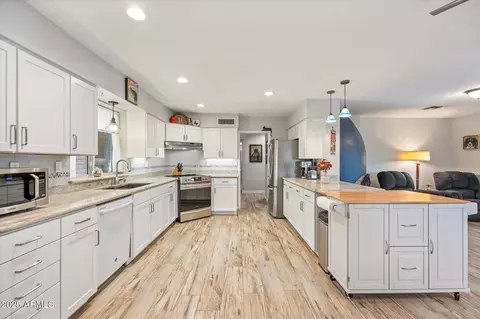 8233 E Culver St, Mesa, AZ 85207 photo 13