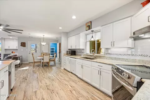 8233 E Culver St, Mesa, AZ 85207 photo 11