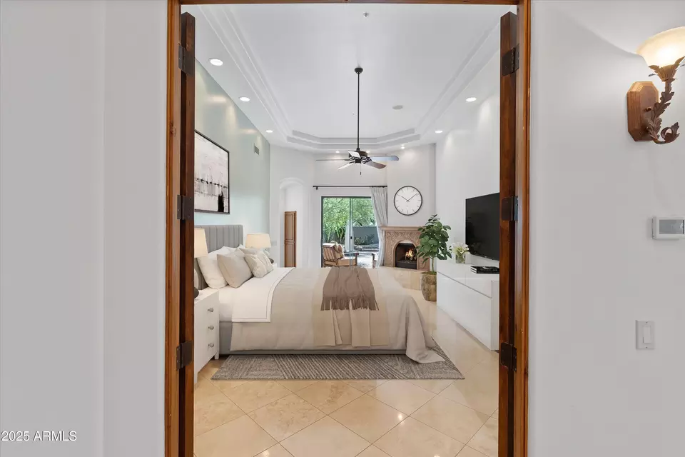 Bedroom - 8300 E Dixileta Dr #235, Scottsdale, AZ 85266 photo 2 of 7