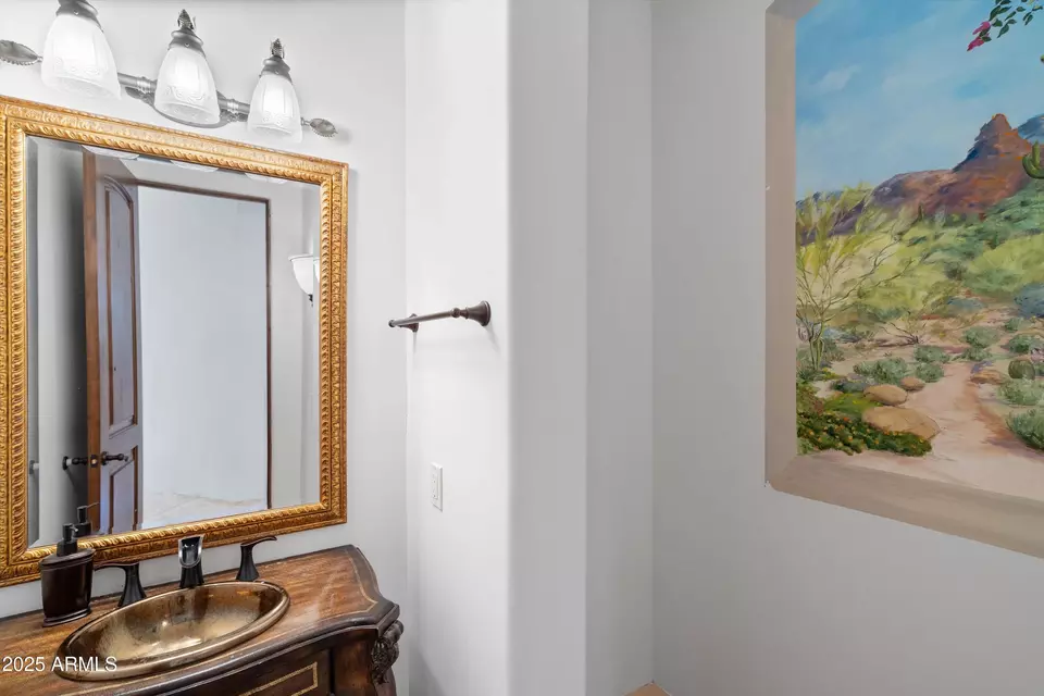 Bath - 8300 E Dixileta Dr #235, Scottsdale, AZ 85266 photo 6 of 6