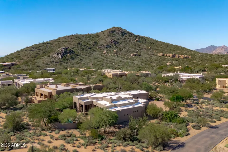 View/Area - 8300 E Dixileta Dr #235, Scottsdale, AZ 85266 photo 7 of 7