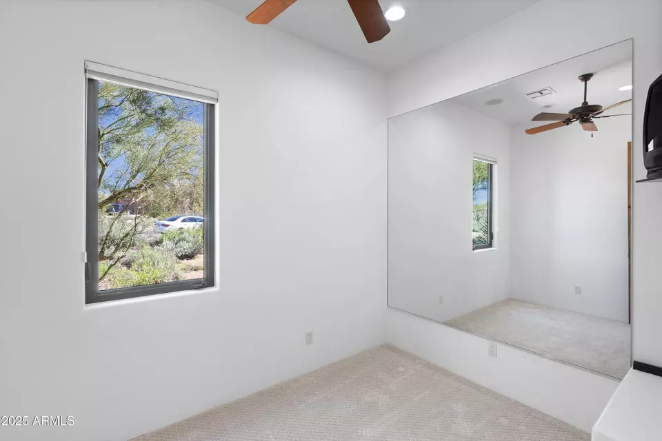 Bedroom - 8300 E Dixileta Dr #235, Scottsdale, AZ 85266 photo 1 of 7