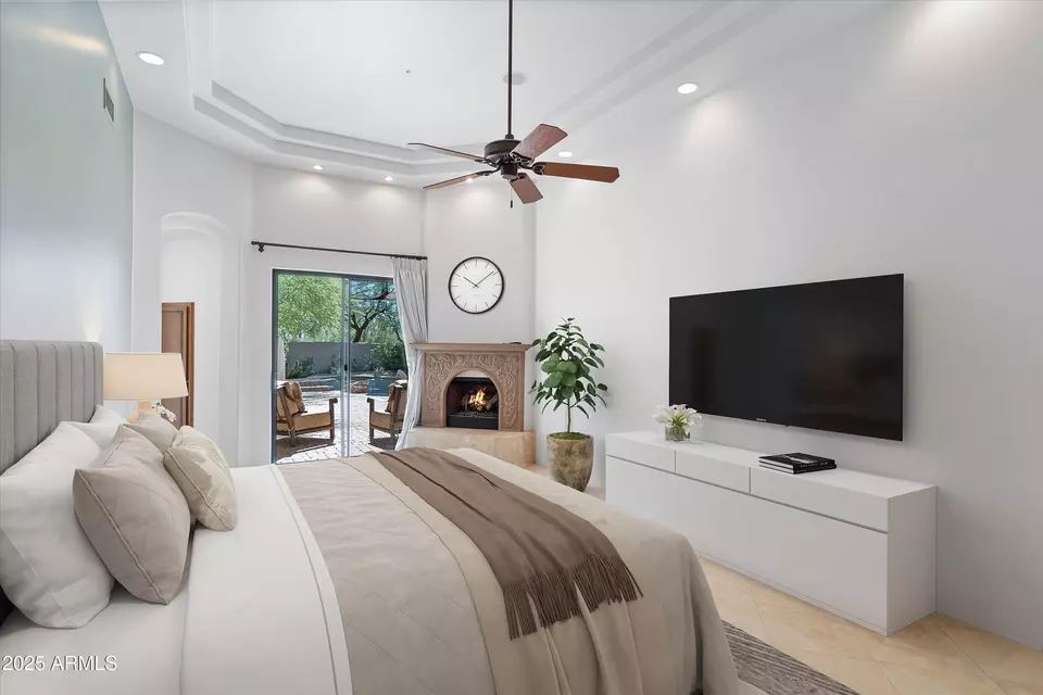 Bedroom - 8300 E Dixileta Dr #235, Scottsdale, AZ 85266 photo 4 of 7