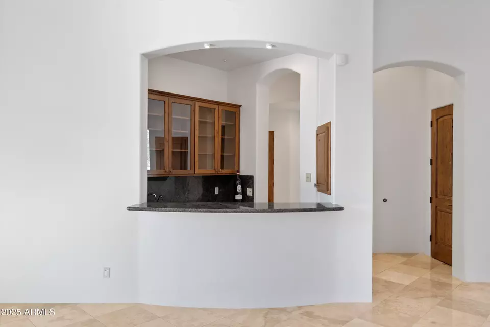 Entry Way - 8300 E Dixileta Dr #235, Scottsdale, AZ 85266 photo 2 of 2