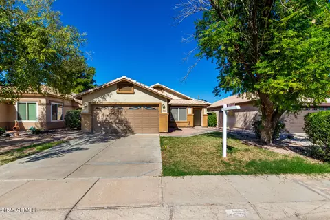 146 W Dublin St, Gilbert, AZ 85233