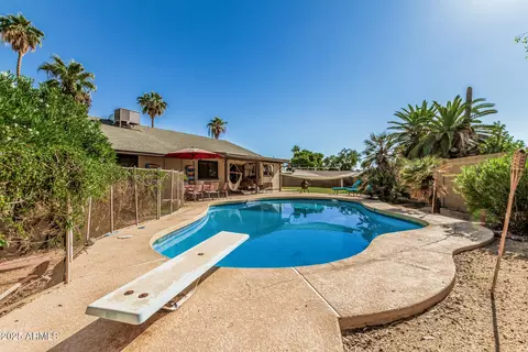 800 W Marlboro Dr, Chandler, AZ 85225