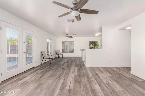 Living - 1226 E Wahalla Ln, Phoenix, AZ 85024 photo 1 of 6
