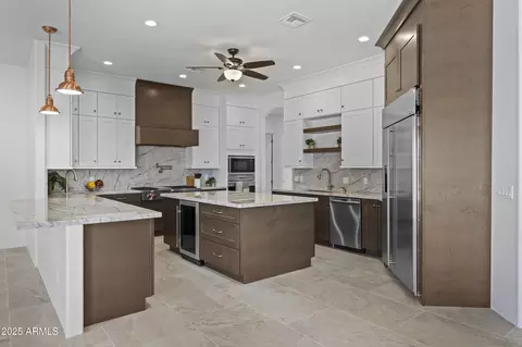2617 W Desert Hills Dr, Phoenix, AZ 85086