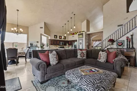 Living - 764 E Irma Ln, Phoenix, AZ 85024 photo 1 of 2
