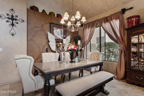 Dining - 764 E Irma Ln, Phoenix, AZ 85024 photo 1 of 1