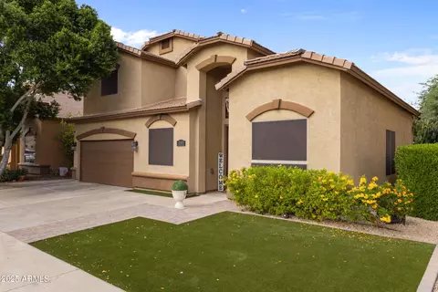 Exterior - 764 E Irma Ln, Phoenix, AZ 85024 photo 2 of 3
