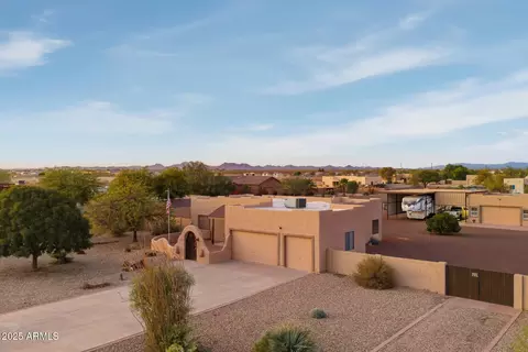 24916 W Red Robin Dr, Wittmann, AZ 85361
