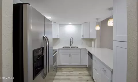 7830 E Park View Dr, Mesa, AZ 85208 photo 8