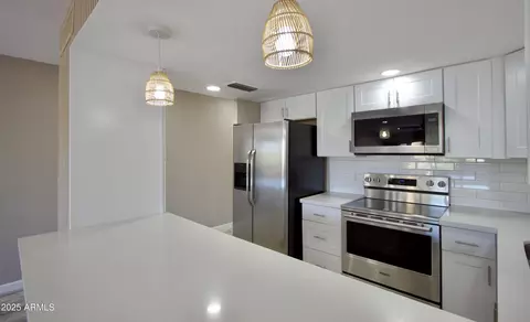 7830 E Park View Dr, Mesa, AZ 85208 photo 11