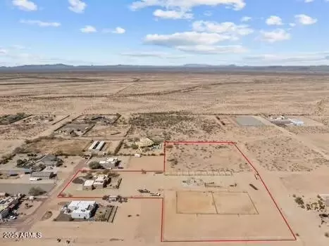25718 W Baker Dr, Wittmann, AZ 85361