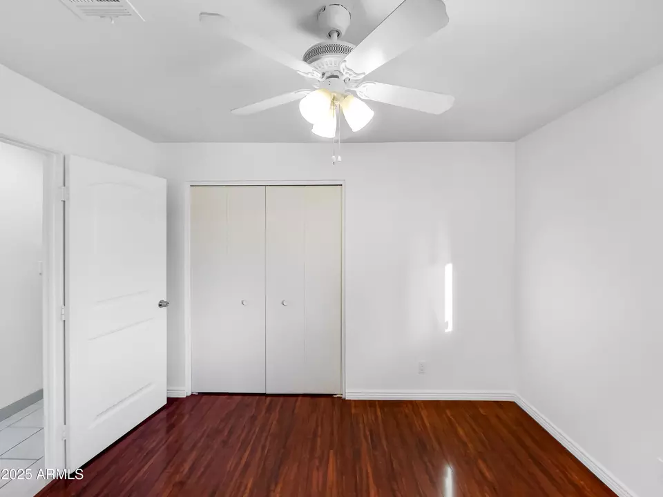 Bedroom - 8414 E Orange Blossom Ln, Scottsdale, AZ 85250 photo 3 of 6