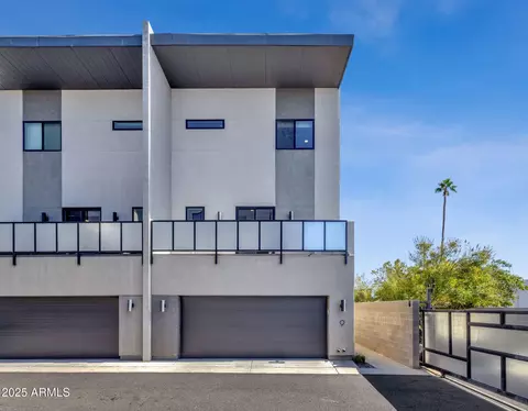2727 E Thomas Rd #9, Phoenix, AZ 85016