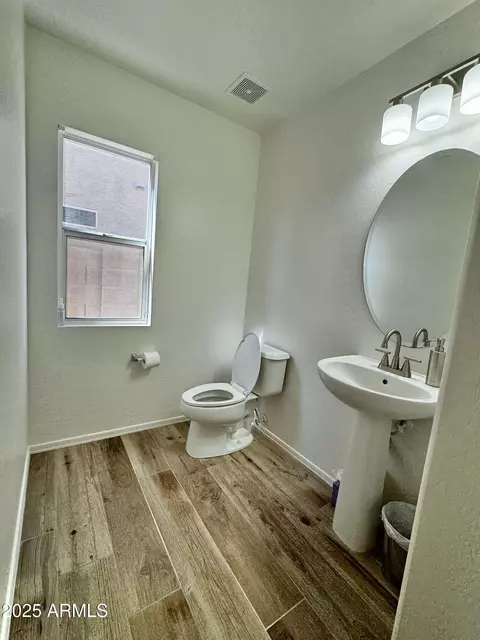 Bath - 11627 W Hackbarth Dr, Youngtown, AZ 85363 photo 2 of 5