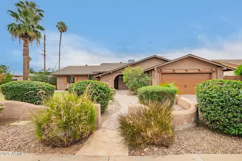 1513 E Greenway St, Mesa, AZ 85203