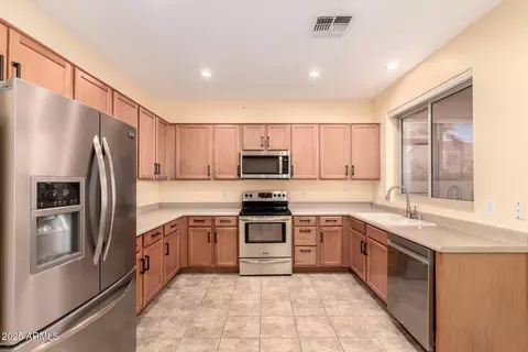 Kitchen - 4324 E Patrick Ct, Gilbert, AZ 85295 photo 1 of 3