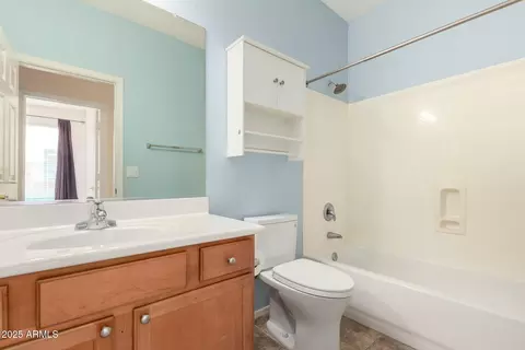 Bath - 4324 E Patrick Ct, Gilbert, AZ 85295 photo 3 of 3