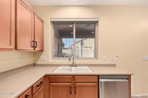 Kitchen - 4324 E Patrick Ct, Gilbert, AZ 85295 photo 3 of 3