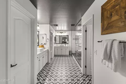 Bath - 3300 E Anika Dr, Gilbert, AZ 85298 photo 1 of 8