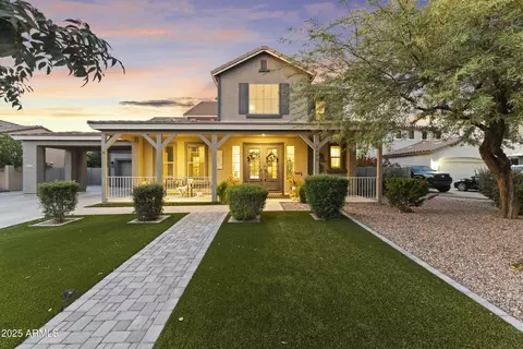 Exterior - 3300 E Anika Dr, Gilbert, AZ 85298 photo 4 of 13